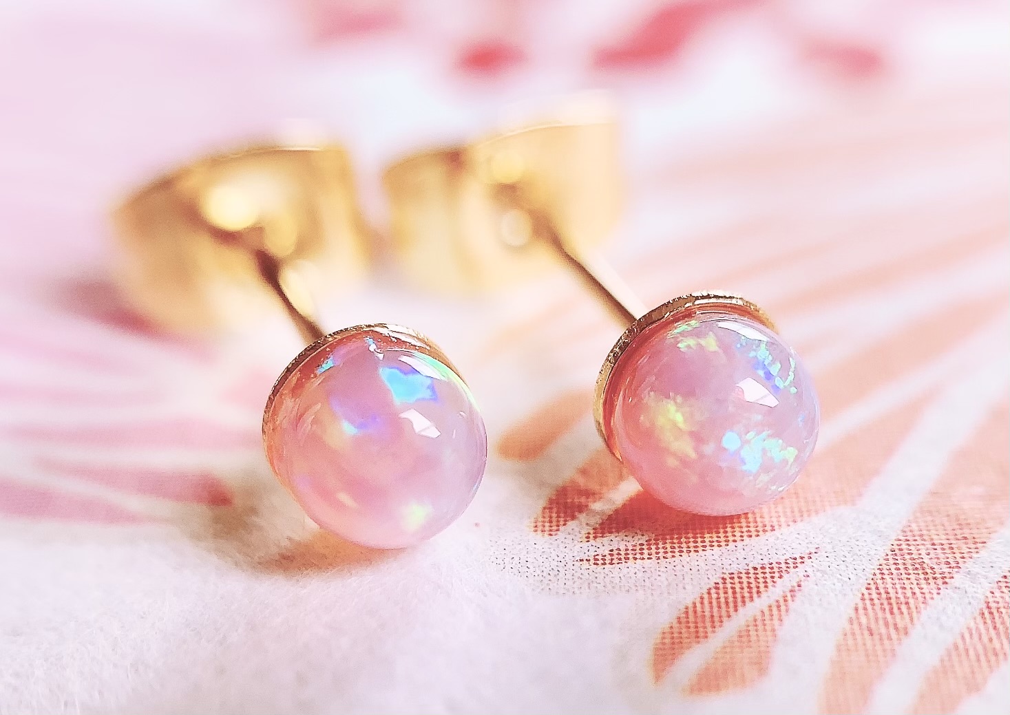  - 京都オパール 桜色 ピアス4mm Kyoto Opal earrings 4mm Cherry-blossom color - アップフェル《公式》金属アレルギー対応アクセサリーパーツ専門ショップ